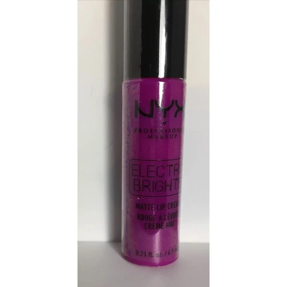 NYX Soft Matte Lip Cream Lips Face Makeup ~ EMRMLC03 Rio De Janeiro~ Bright